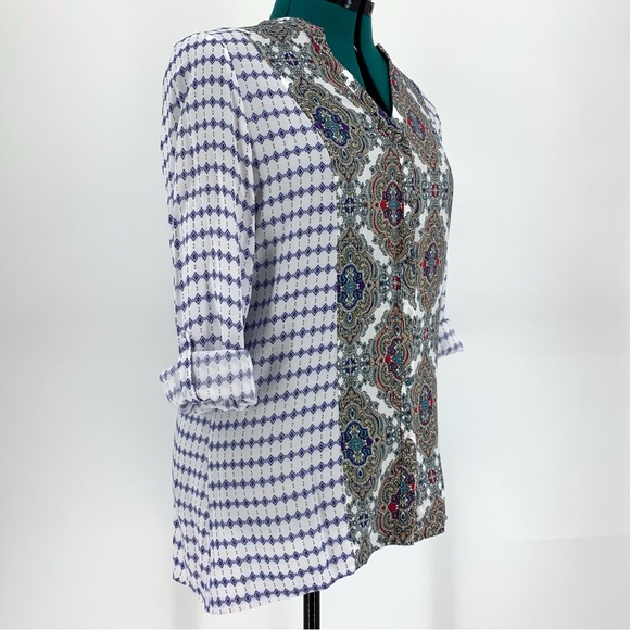 Kori Paisley Accent Boho Rolled Sleeve Button Down V-Neck Blouse, Medium - Picture 10 of 16